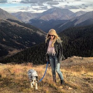 Meet your Posher, Megan